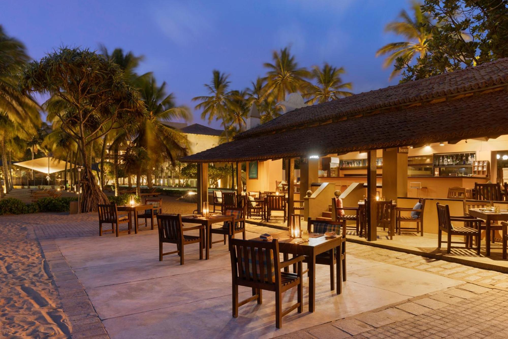 Jetwing Blue Negombo Exterior foto